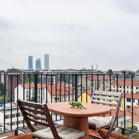 Bilocale Design Con Terrazza - De Angeli * Milano
